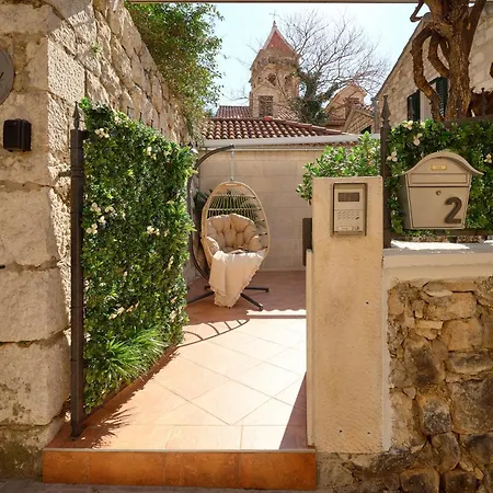 Heritage House Pjaca, * Omiš